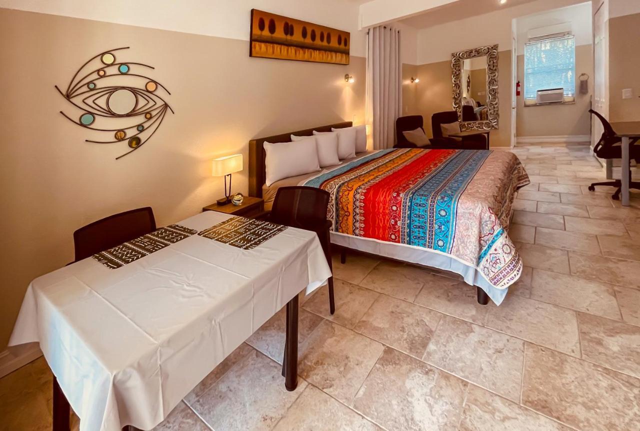 White Orchid Apartments Форт-Маєрс Екстер'єр фото