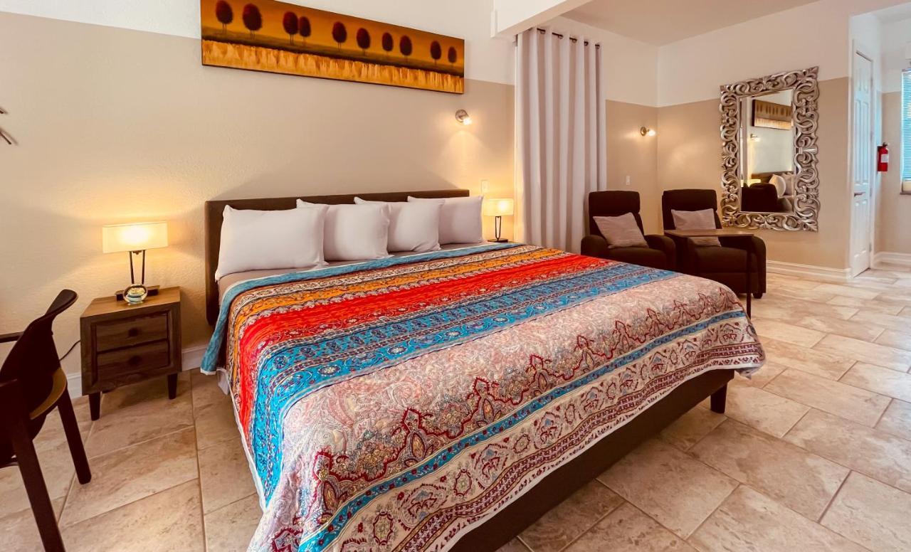 White Orchid Apartments Форт-Маєрс Екстер'єр фото